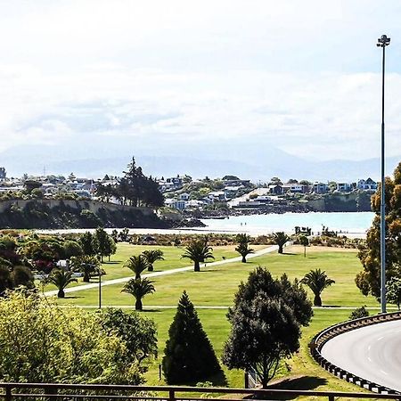 Location And Luxury In Timaru Apartment Exterior photo