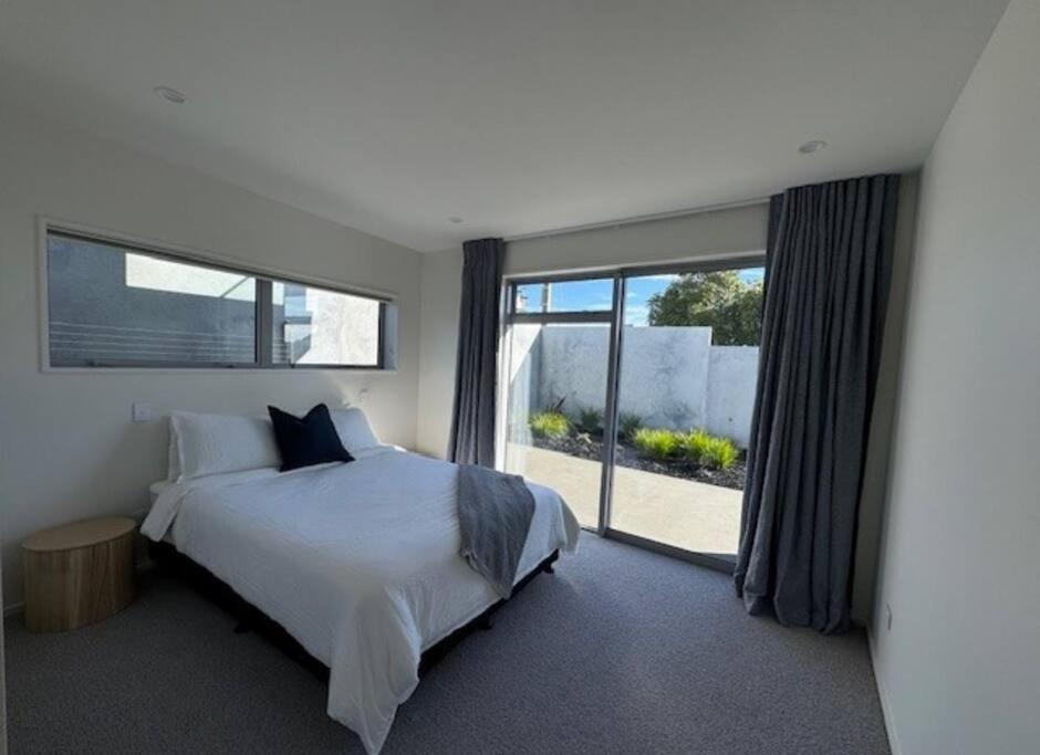 Location And Luxury In Timaru Apartment Exterior photo